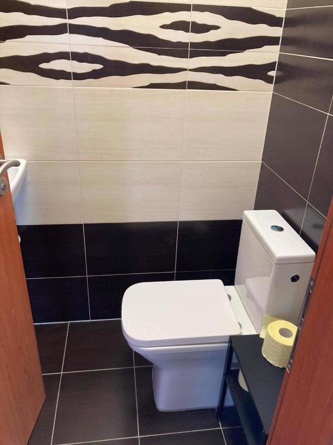 Prazdninovy Dum Na Palave S Vinnym Sklepem Milovice  Exterior foto